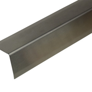 Уголок нержавеющий равнополочный 30х30х3 мм 08Х18Н10 в наличии в Астрахани