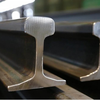 Рельс железнодорожный углеродистая сталь б/у 12000 мм 30 см2 Р-24 в наличии в Астрахани