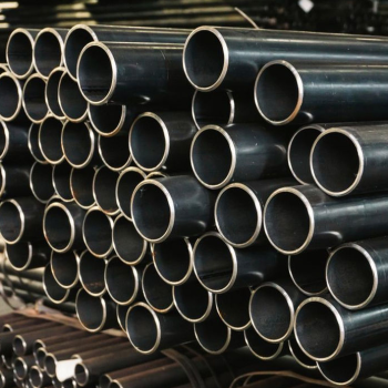 Стальная крекинговая труба 152 мм 12 мм 20 ГОСТ 550-75 в наличии в Астрахани