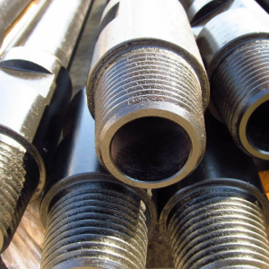 Стальная бурильная труба 85х9 мм ст10 ГОСТ Р 51510-99 в наличии в Астрахани